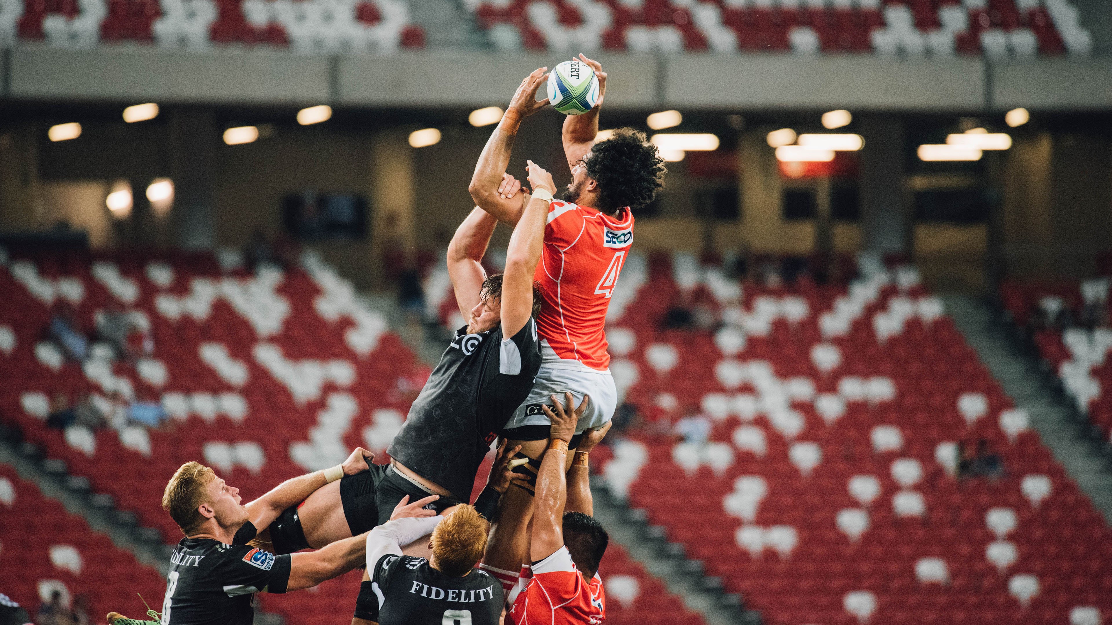 季后赛破纪录：斯托亚科维奇在一场比赛中抢断多达6次，成为“防守铁闸”！